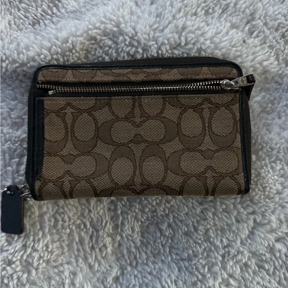 Coach Signature Brown and Black Wallet - Picture 6 of 7